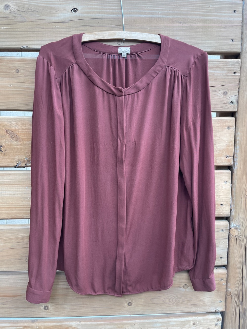 Babaton Aritzia Tinsley 100% Silk Hidden Placket Blouse Cognac Rust L